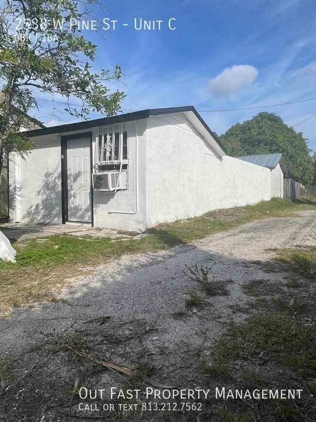 Building Photo - 2538 W Pine St Unit C Rental