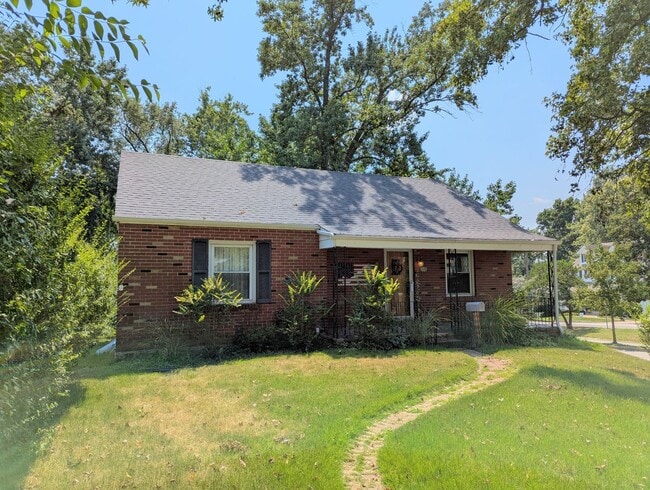 Building Photo - 8638 Henrietta Ave Rental