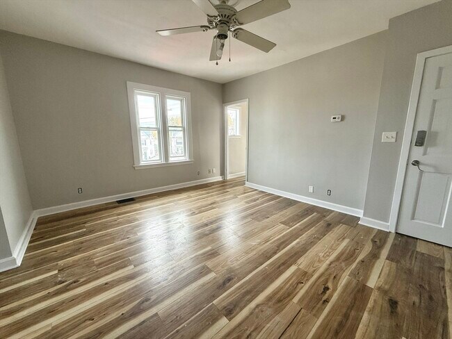 Photo - 13 Brooks Ave Unidad 2