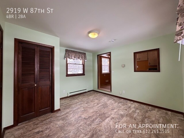 Photo - 2919 W 87th St