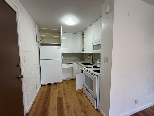 Photo - Iolani Terrace Unit 206