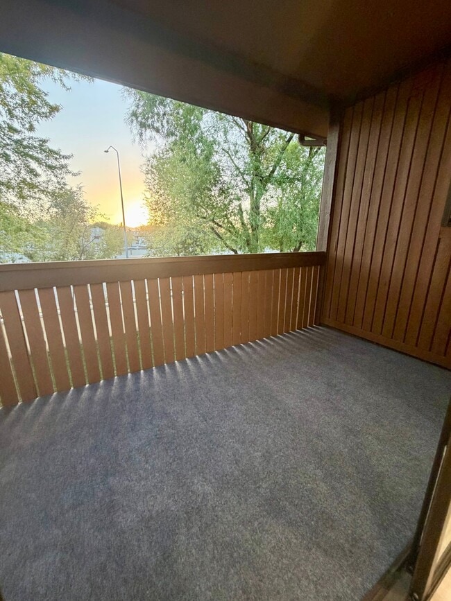 6856 Countrywoods Cir Unidad C
