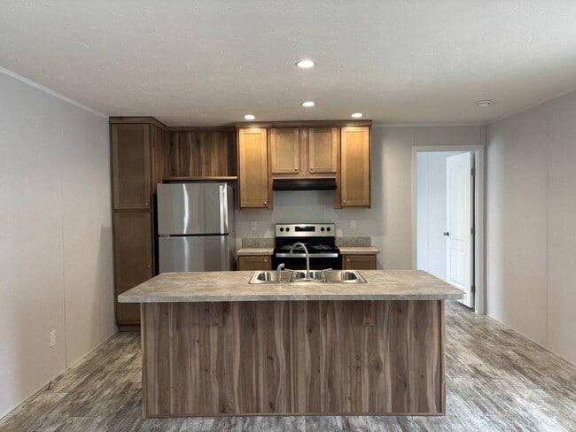 Building Photo - 1111 OH-133