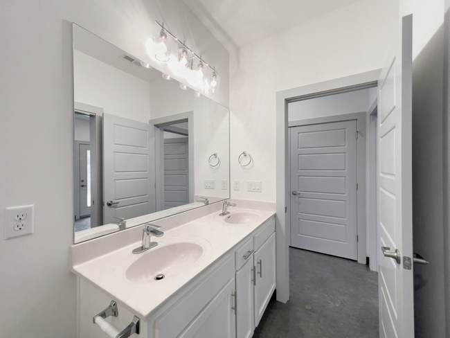 Photo - 708 Burnett Farm Ln Townhome