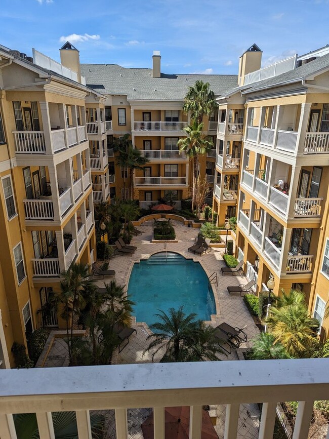 Downtown 1/1 Condo pool view & fire place ... - Downtown 1/1 Condo pool view & fire place ...