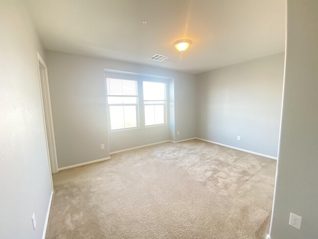 Photo - 8489 Green Alder Ct