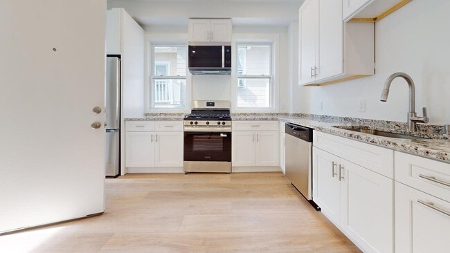 Photo - 10 Bigelow St Unit 1