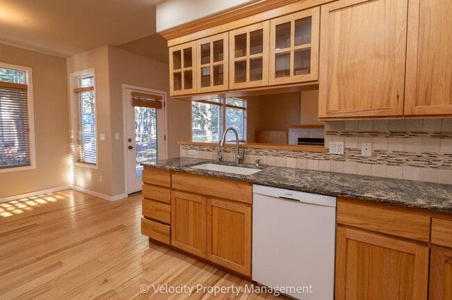 Photo - Single Level Home Near Rivers Edge Golf Course!