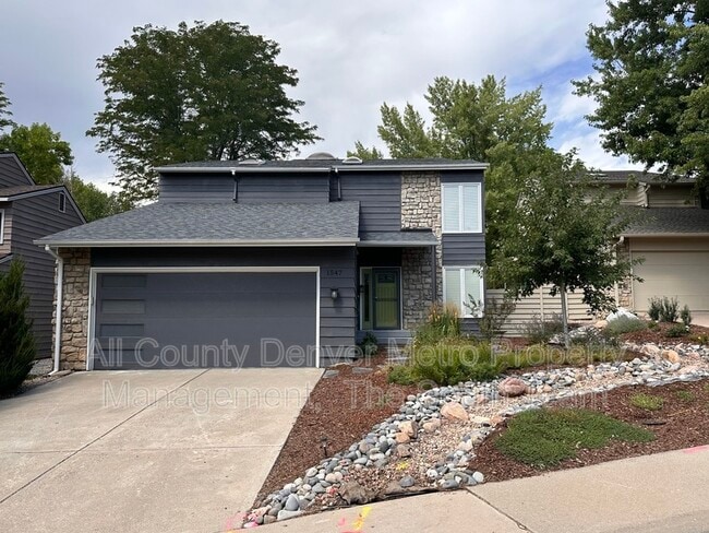 Photo - 1547 W Briarwood Ave