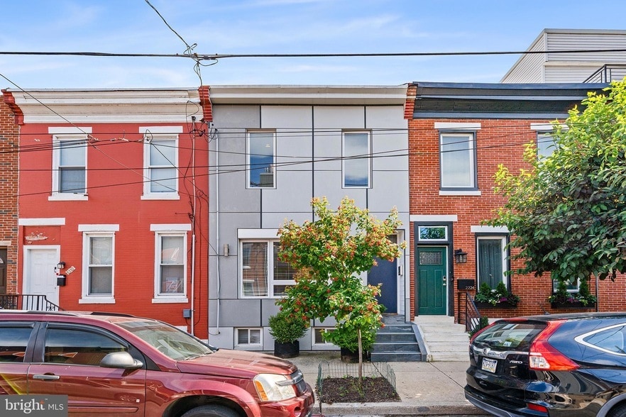 Photo - 2222 Oakford St