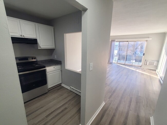 Photo - 760 Cummins Hwy Unit 18