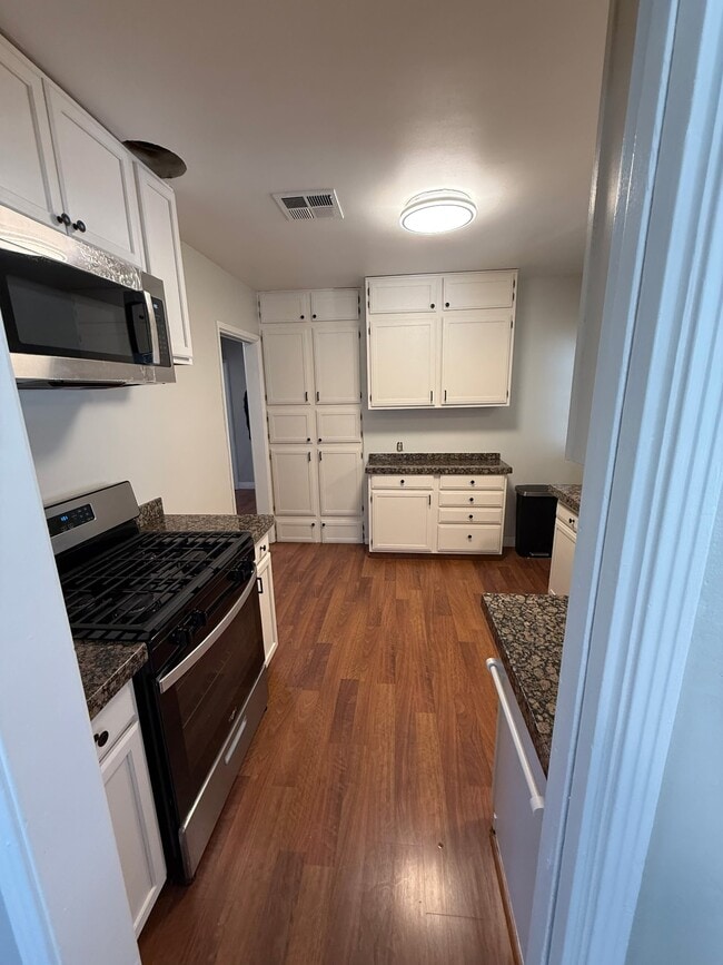 Photo - 2516 Charleston Dr