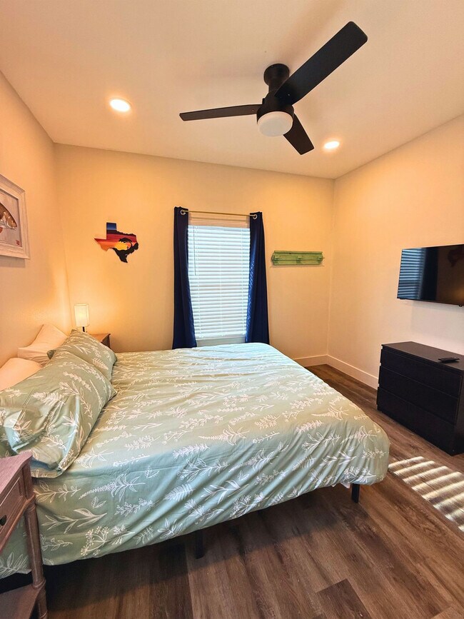 107 N Commercial St Unit SI FL1-ID1579506P