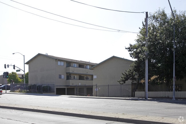 618san