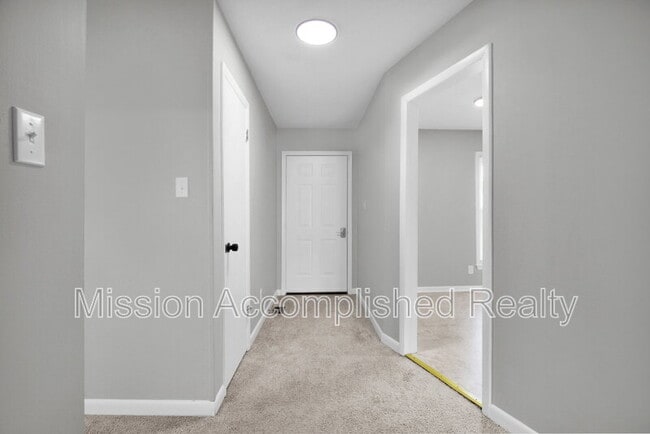 Photo - 3304 Redfox Rd
