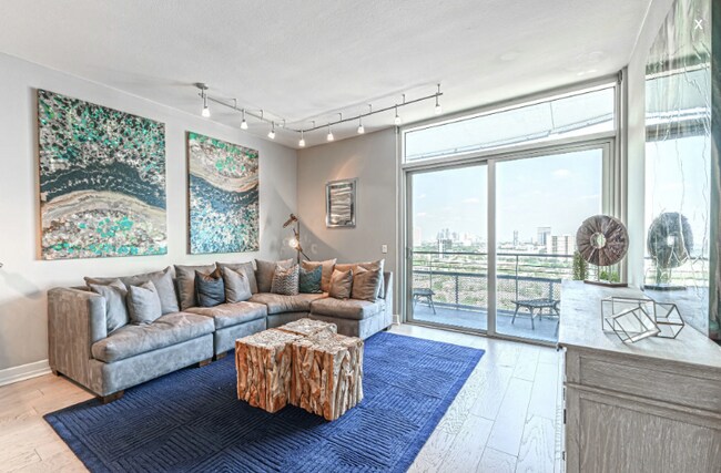 Photo - High-Rise Complex ** 1-3 Beds Unit 29WN2