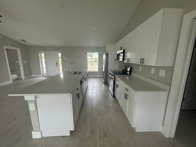 Photo - Brand new construction never lived in 4/3