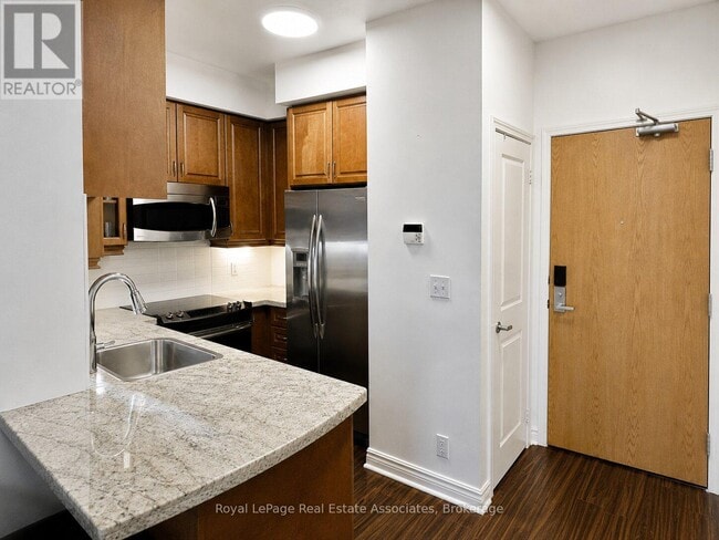 Photo - 1910 Lake Shore Blvd W Unit 1501