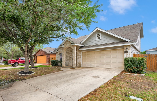 Photo - Charming 3 Bed 2.5 Bath Home in Woodlake Meadows Community