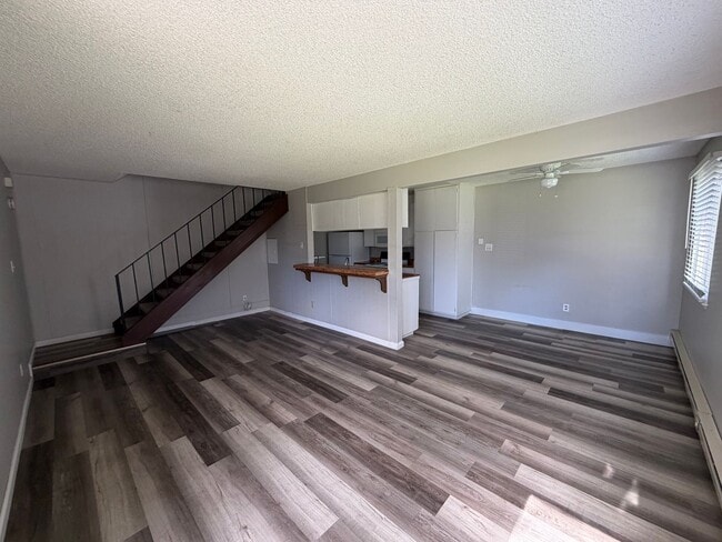 Photo - 641 Oakwood Dr