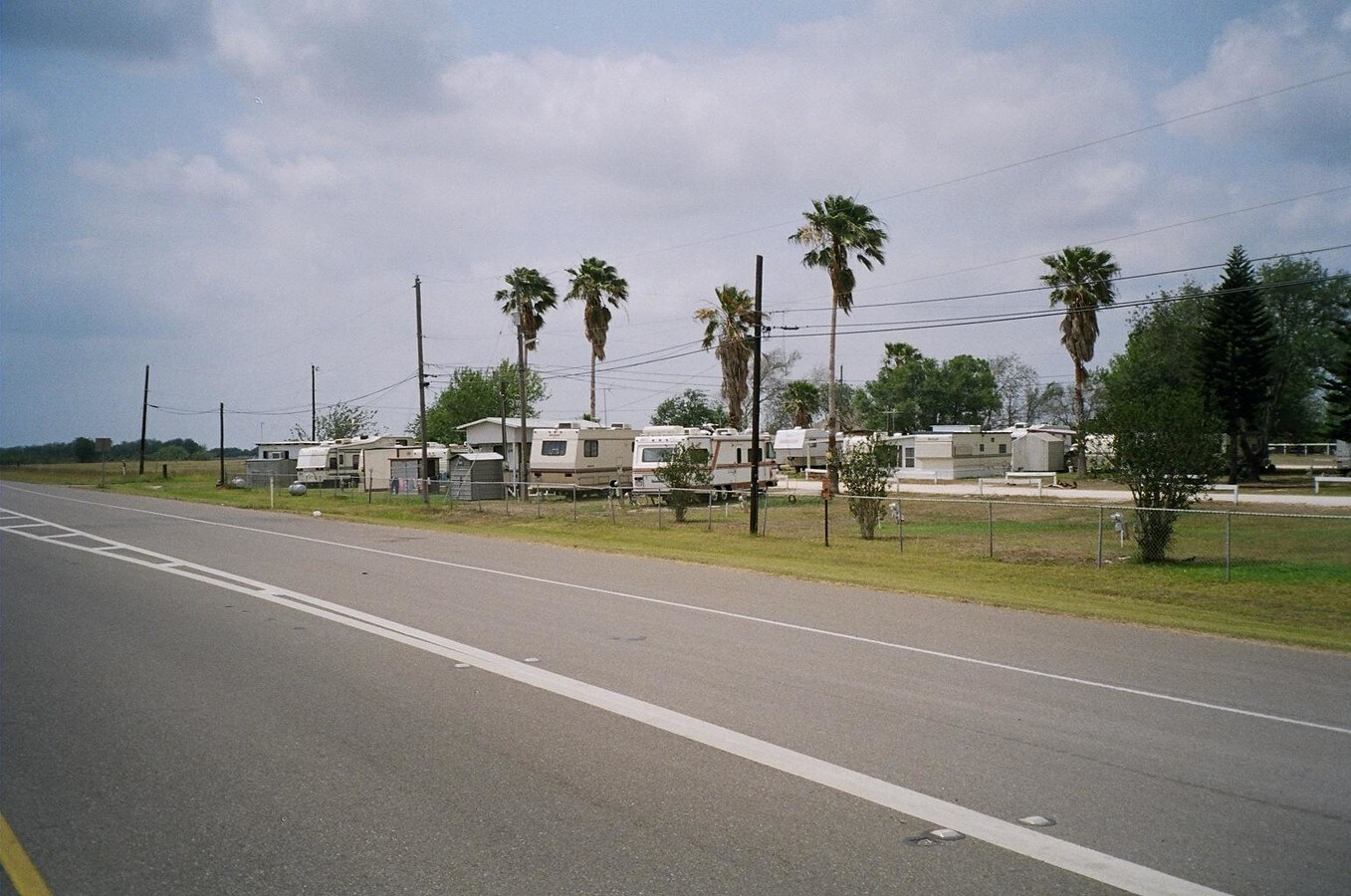 Photo - County Line RV Park Apartments
