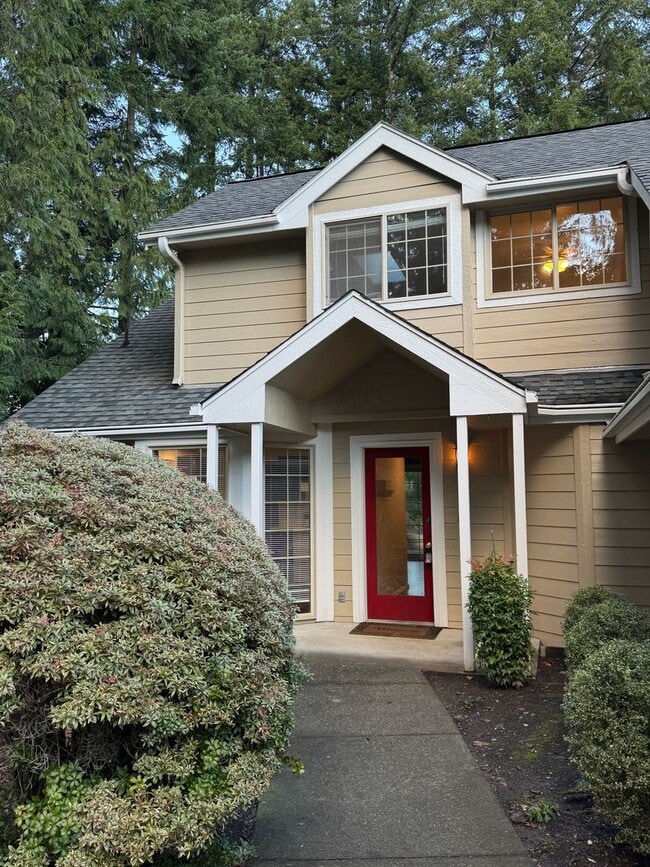 Building Photo - 20780 Terasse Dr NW