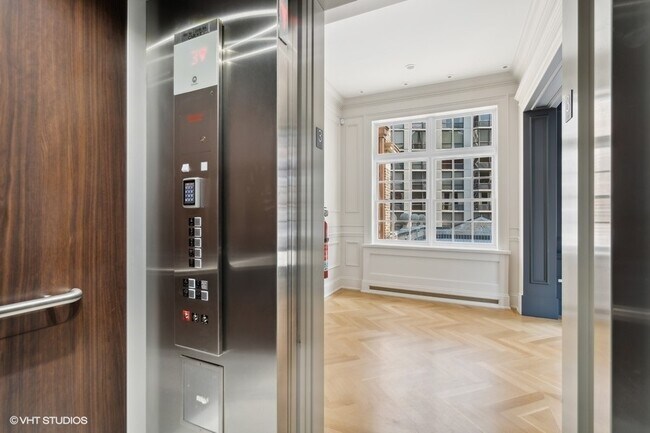 Photo - 2700 N Lakeview Ave Unidad 2