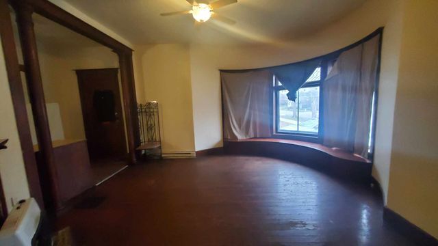 Photo - 340 S Ohio St