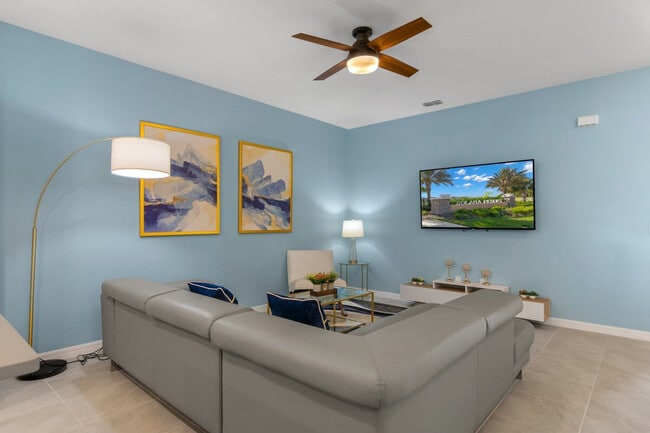 Building Photo - 1828 Tropical Palms Cir Rental