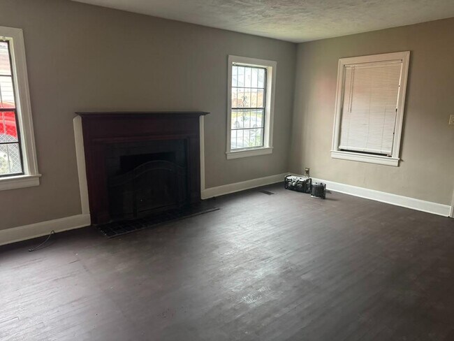 Photo - 2027 36th Ave N