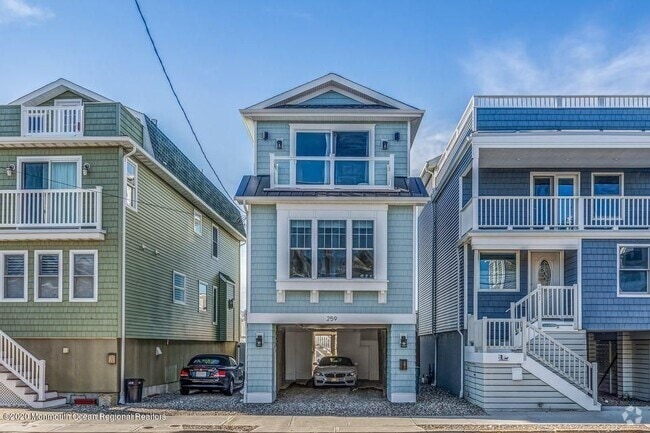 Building Photo - 107 17th Ave Rental