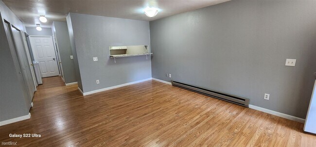 Photo - 1 br, 1 bath Condo - 11717 93rd Avenue Nor...