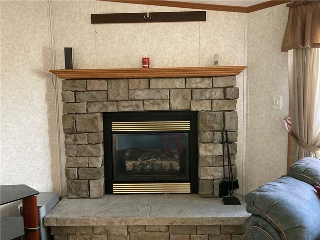 Photo - 1447 Rochester St