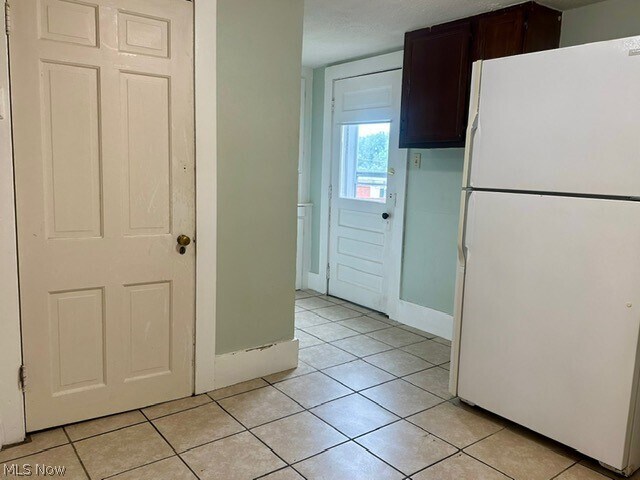 Photo - 649 W Hopocan Ave Unidad 1/2