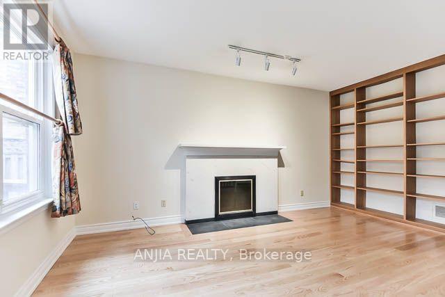 Photo - 11 Berkeley Ct