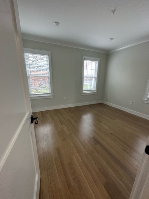 Photo - 2 Rossmore Rd Condo