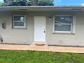 Photo - 1851 SW 25th St Unit 3