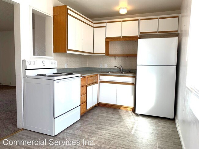 Photo - 3 br, 1.5 bath House - 5575 CY Ave