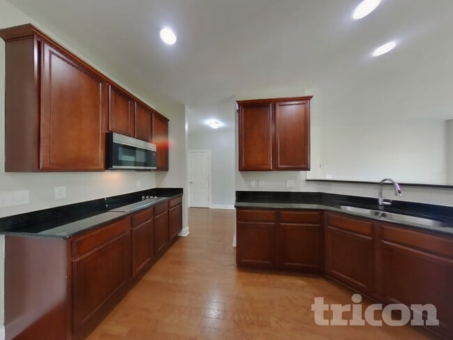 Photo - 1004 Abberley Cir