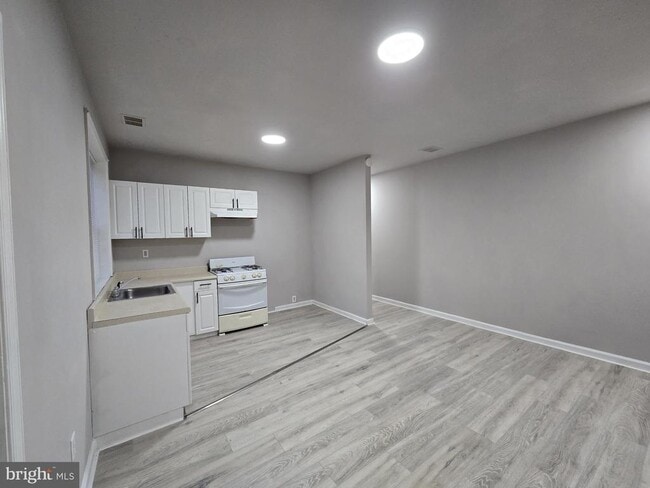 Photo - 5431 Baltimore Ave