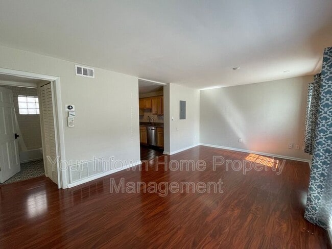 Photo - 1355 Euclid Ave NE Unit #A1