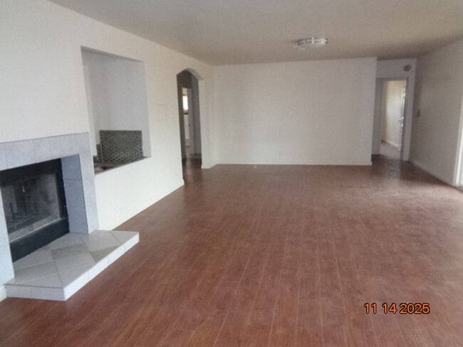 Photo - Sprawling and Spacious 8-acre Ranch Home