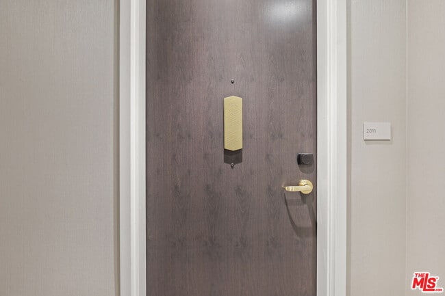 Photo - 889 Francisco St Unit 2011