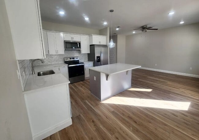 Photo - 537 N 20th St Unidad 31