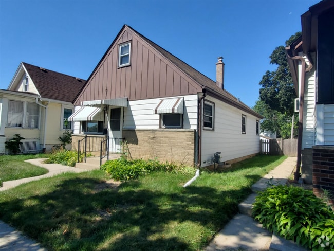 Building Photo - 533 S 73rd St Rental