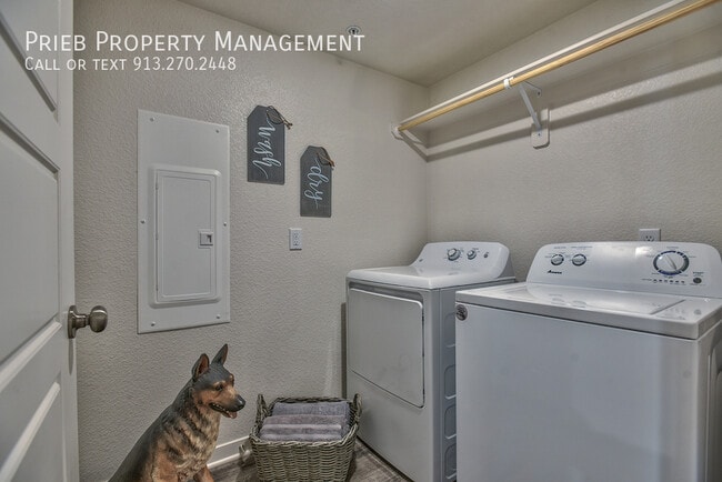 Building Photo - 22091 W 123rd Ln Unit 107