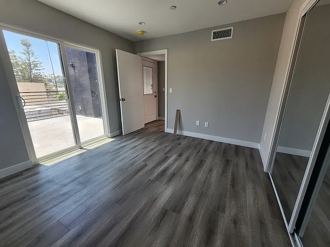 Photo - 3330 Portola Ave