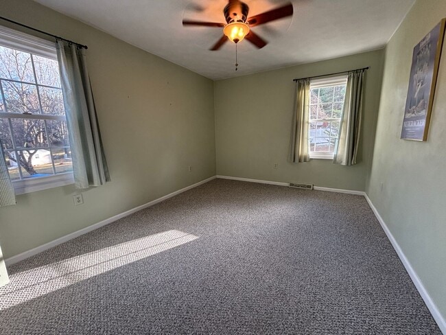 Photo - 136 Grimes St