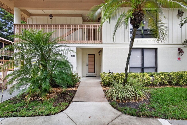 Photo - 611 Brackenwood Cove