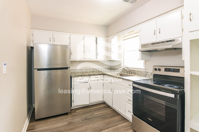 Photo - 1630 Edgechester Ave